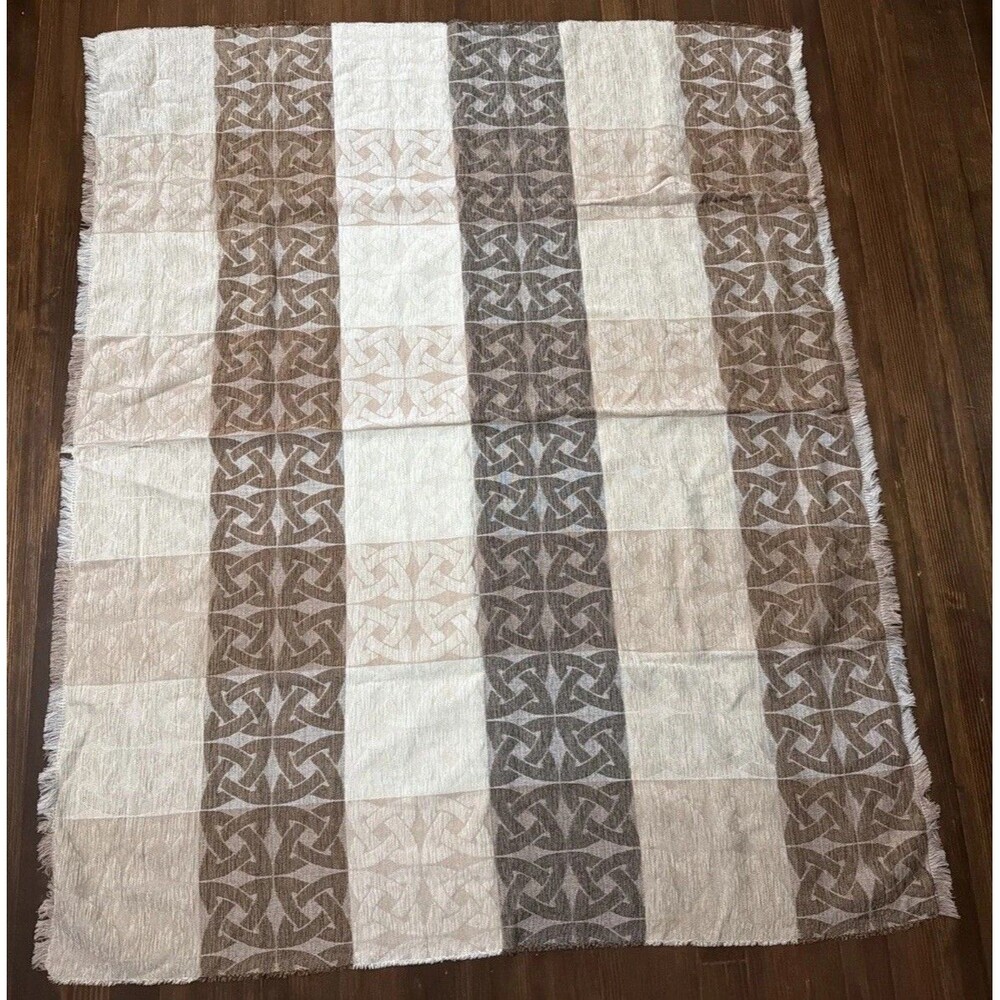Boyne Valley Weavers Handcrafted Ireland Celtic Knot Wool Blend THROW 58" X 46"